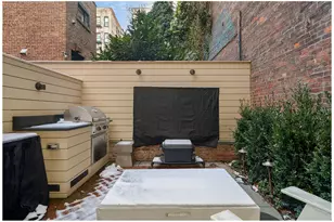 158 W 10th St, New York City, NY 10014 - Photo 10