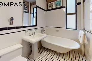 258 W 117th St, New York City, NY 10026 - Photo 8