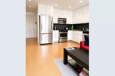 517 W 46th Street #404, New York, NY 10036 - Photo 2