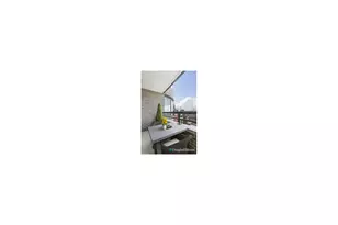 330 E 38th St, New York City, NY 10016 - Photo 8