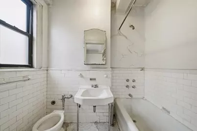 36 W 84th Street #3-C, New York, NY 10024 - Photo 10