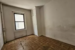 21-15 33rd St, Astoria, NY 11105 - Photo 4