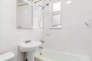 30-72 37th St, New York City, NY 11103 - Photo 8