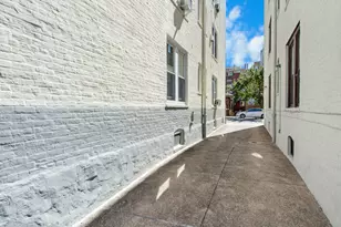 30-72 37th St, New York City, NY 11103 - Photo 12