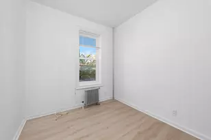 30-72 37th St, New York City, NY 11103 - Photo 4