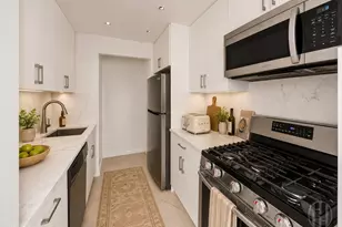 40 E 94th St, New York City, NY 10128 - Photo 2