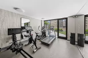 40 E 94th St, New York City, NY 10128 - Photo 8