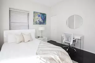 150 W 51st St, New York City, NY 10019 - Photo 4
