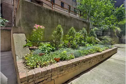 315 E 56th Street #GRA, New York City, NY 10022 - Photo 10