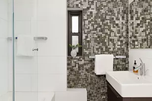 250 W 16th St, New York City, NY 10011 - Photo 12