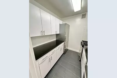 442 W 57th Street #4A, New York, NY 10019 - Photo 6