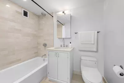 200 E 66th Street #C1605, New York City, NY 10065 - Photo 12