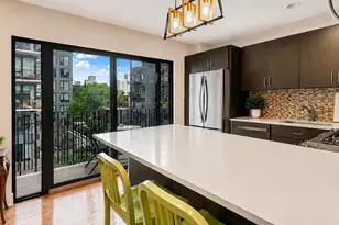 185 York St, New York City, NY 11201 - Photo 2