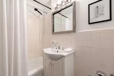 200 E 36th Street #12A, New York City, NY 10016 - Photo 6