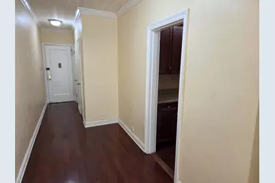 2081 Cruger Avenue #2G, New York City, NY 10462 - Photo 8