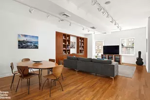 176 Broadway, New York, NY 10038 - Photo 1