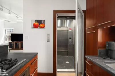 176 Broadway #12E, New York, NY 10038 - Photo 12