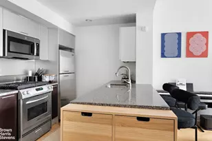 350 W 42nd St, New York City, NY 10036 - Photo 4