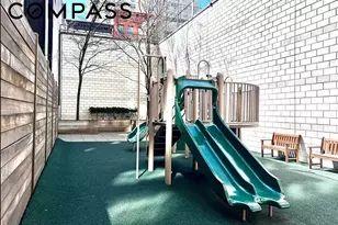 360 E 88th St, New York City, NY 10128 - Photo 24