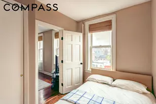 92 Perry St, New York, NY 10014 - Photo 2