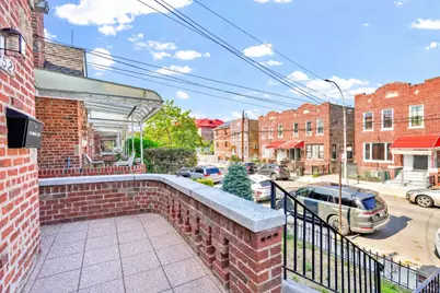 252 E 45th Street, New York City, NY 11203 - Photo 4