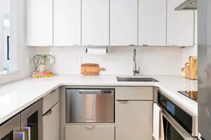 56 Pine St, New York City, NY 10005 - Photo 2