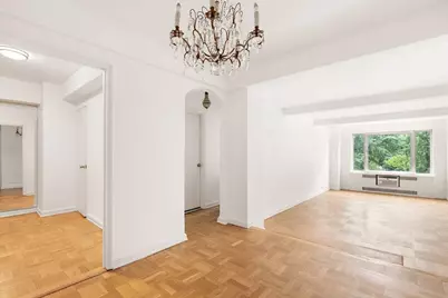 120 Central Park S #3D, New York City, NY 10019 - Photo 2