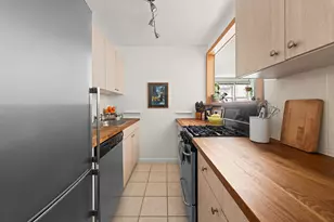 400 E 17th St, Brooklyn, NY 11226 - Photo 4