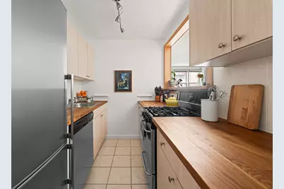 400 E 17th Street #512, Brooklyn, NY 11226 - Photo 4