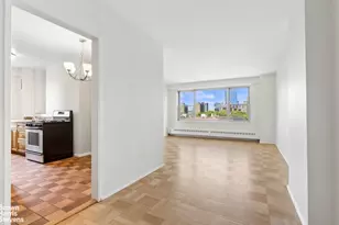 572 Grand St, New York City, NY 10002 - Photo 4