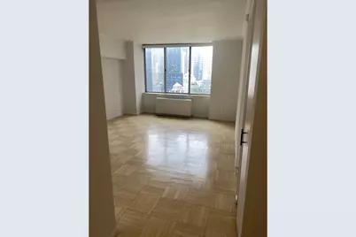 236 E 47th Street #15E, New York City, NY 10017 - Photo 2