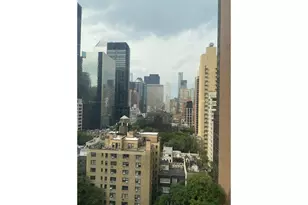236 E 47th St, New York City, NY 10017 - Photo 6