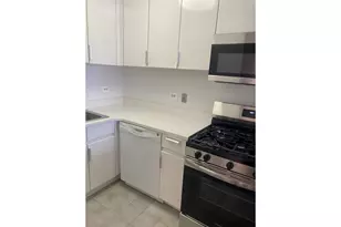 236 E 47th St, New York City, NY 10017 - Photo 10