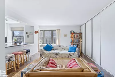 417 Grand Street #D302, New York City, NY 10002 - Photo 2