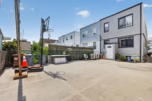 1269 E 94th St, New York City, NY 11236 - Photo 12