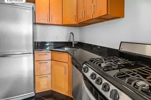 33 W 87th St, New York, NY 10024 - Photo 4