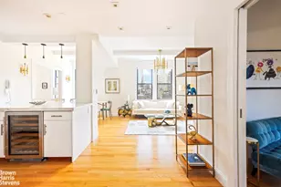20 W 72nd St, New York City, NY 10023 - Photo 2