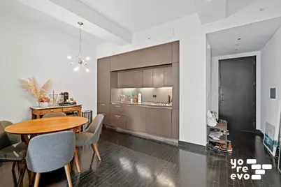 20 Pine Street #2112, New York City, NY 10005 - Photo 6