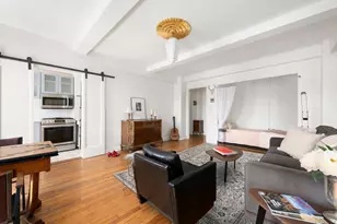 405 W 23rd St, New York City, NY 10011 - Photo 4