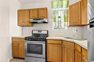 451 W 166th St, New York, NY 10032 - Photo 10