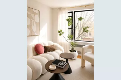 415 Beverly Road #1R, New York City, NY 11218 - Photo 2