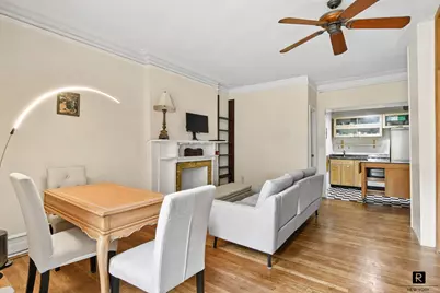 324 W 89th Street #3-A, New York City, NY 10024 - Photo 2