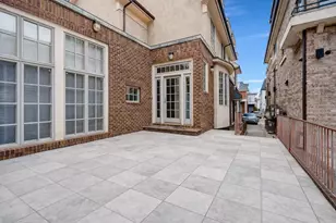 850 E 23rd St, Brooklyn, NY 11210 - Photo 20