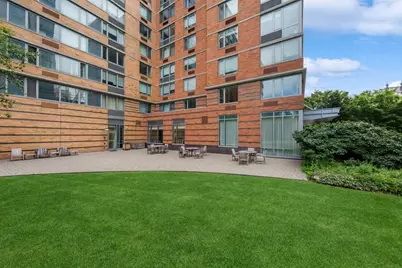 425 Main Street #8A, New York City, NY 10044 - Photo 22
