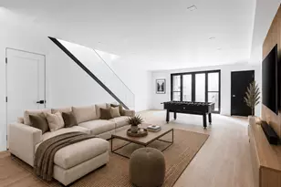 128 Summit St, New York City, NY 11231 - Photo 2