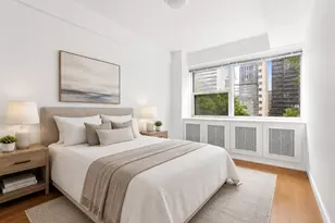 333 E 46th St, New York City, NY 10017 - Photo 6