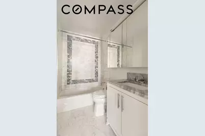 200 E 94th Street #2915, New York, NY 10128 - Photo 12