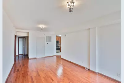 842 Ocean Parkway #8A, New York City, NY 11230 - Photo 2