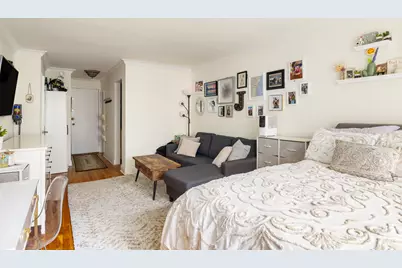 311 E 75th Street #4C, New York City, NY 10021 - Photo 2