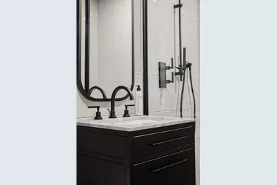 547 W 47th Street #708, New York City, NY 10036 - Photo 8